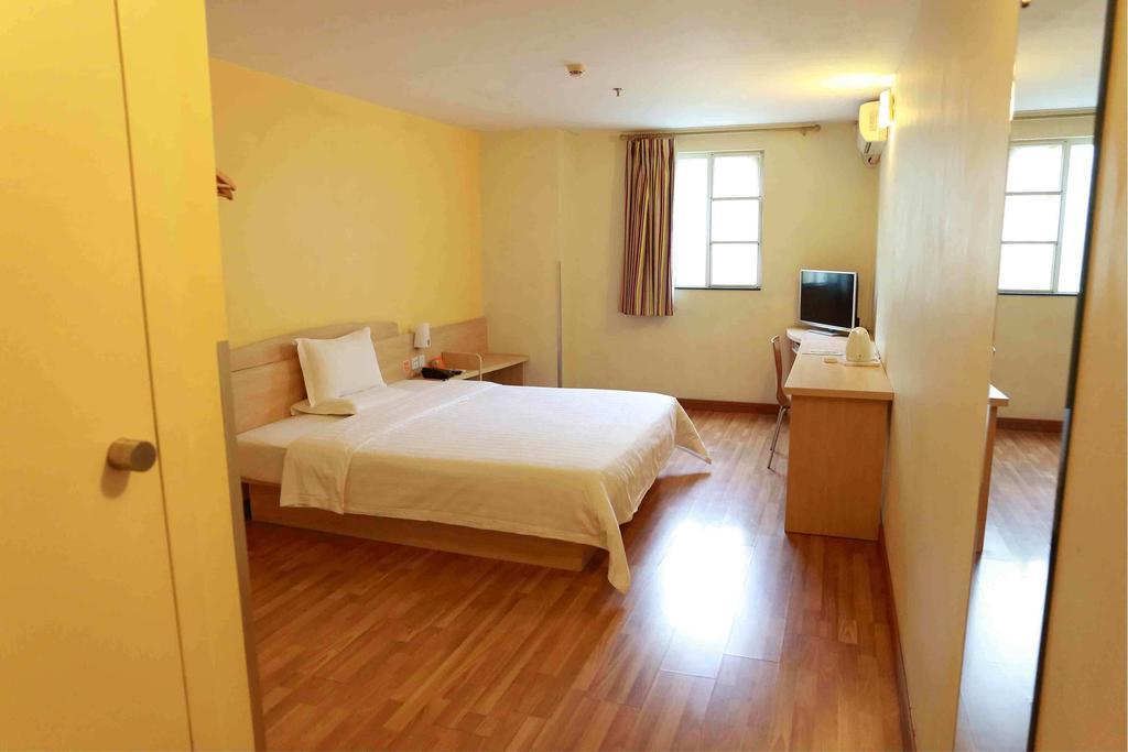 7Days Inn Qufu Sankong Kamer foto