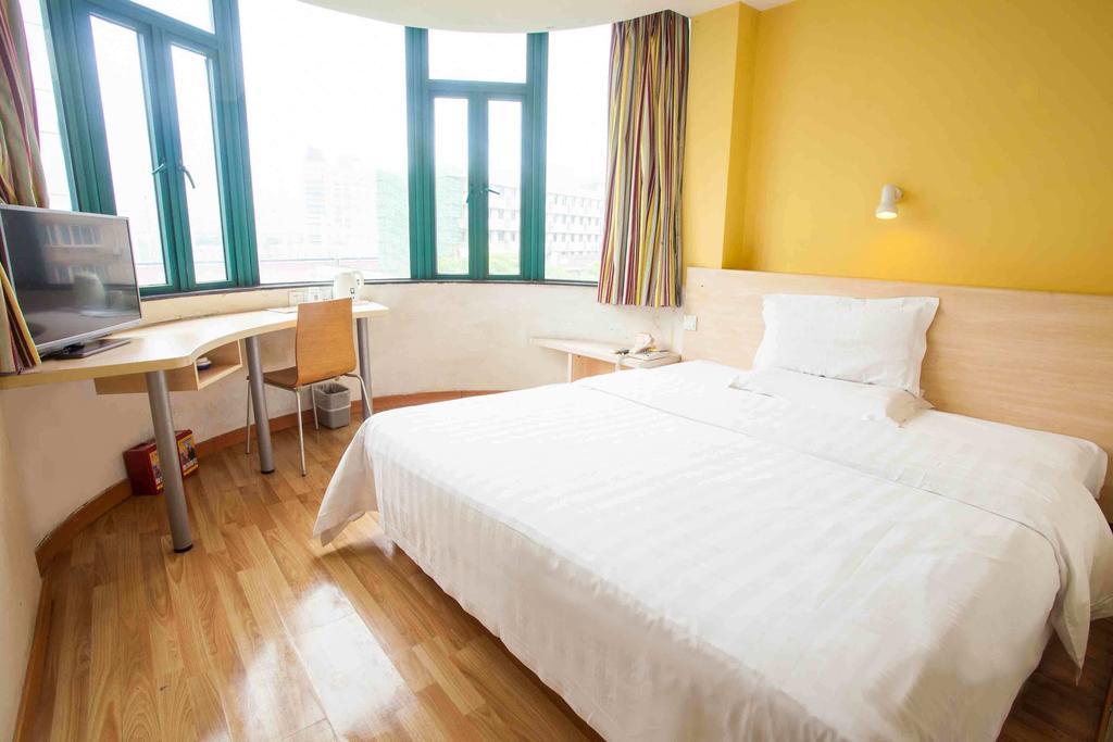 7Days Inn Qufu Sankong Kamer foto